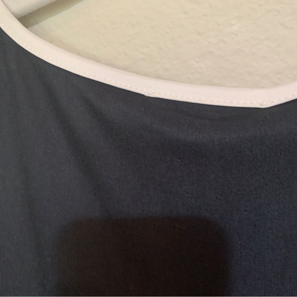 Lilly stretch top new with tags - Picture 7 of 11